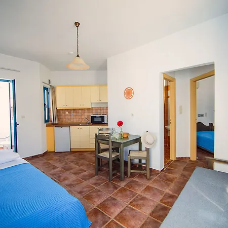 Апарт-отель Iliana Panormos (Crete)